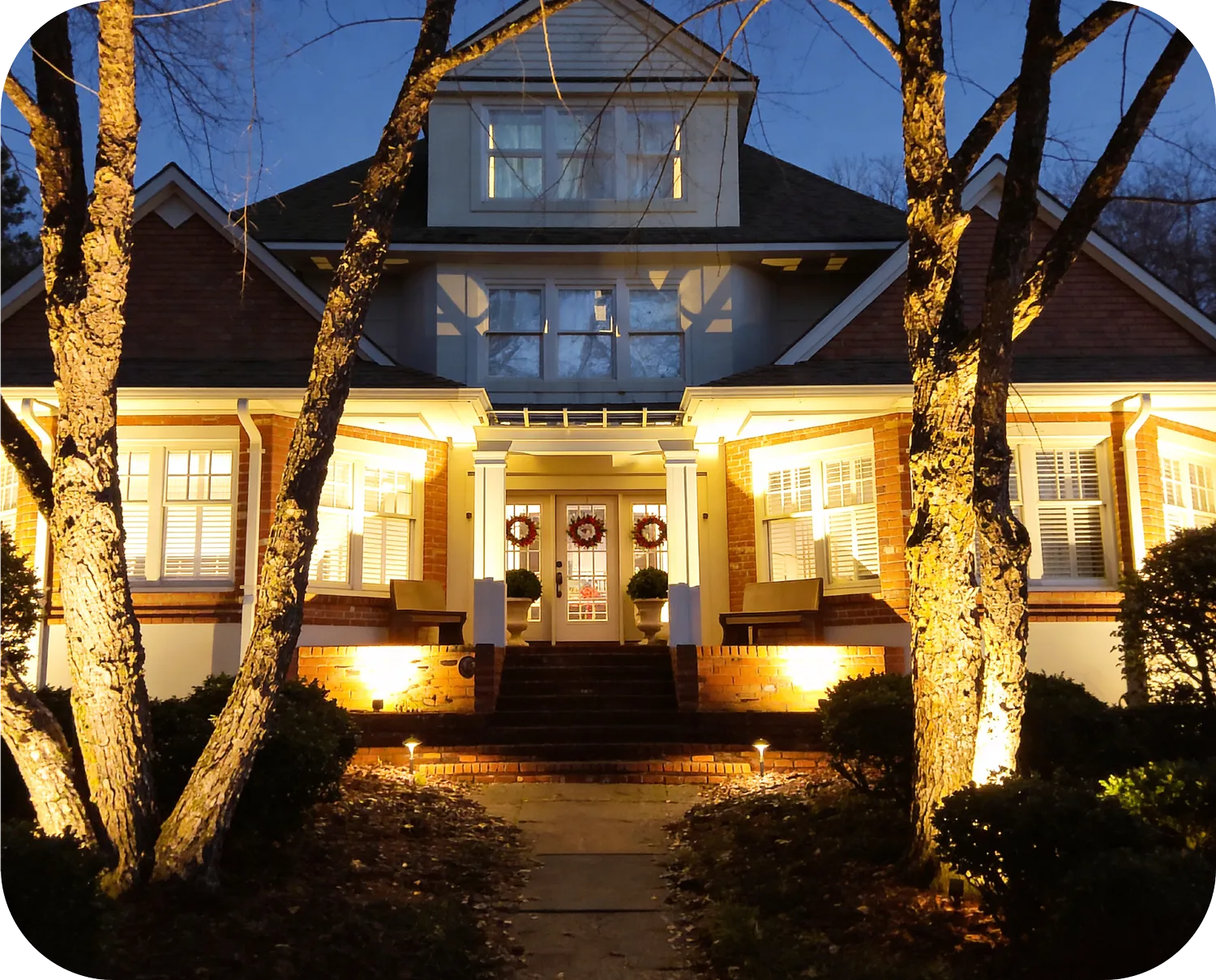 Blue 2 Green Landscape Lighting example 4